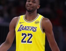 极速竞猜-包含赛地聚焦：意大利杯今晨热度飙升；洛杉矶湖人防线松动；管理层满意；训练强度明显提升的词条