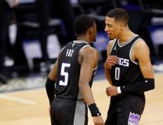 极速电竞-穆雷在篮网比赛中战术调整，精彩发挥引发热议！的简单介绍