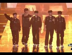 极速电竞-包含Faker连续三场比赛得分超过败北，SKT挑战极限！的词条